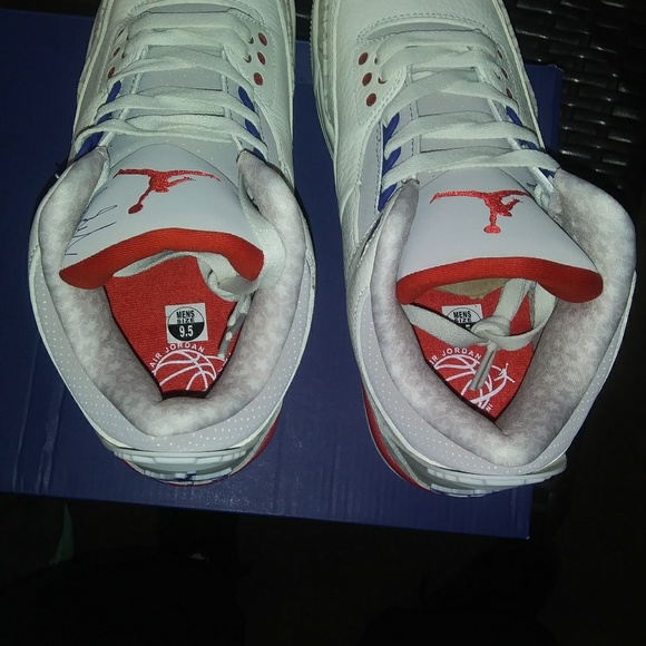 Jordan 3s main image 4